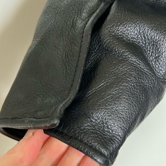 Wilsons Leather Black Jacket for Men - Picture 8 of 9